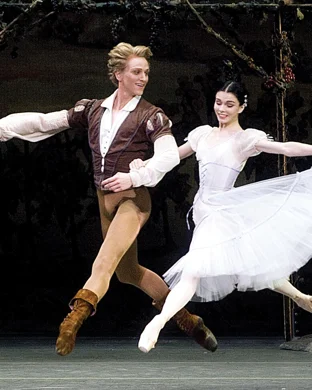 Grand Kyiv Ballet: Swan Lake - Symphony of Lights